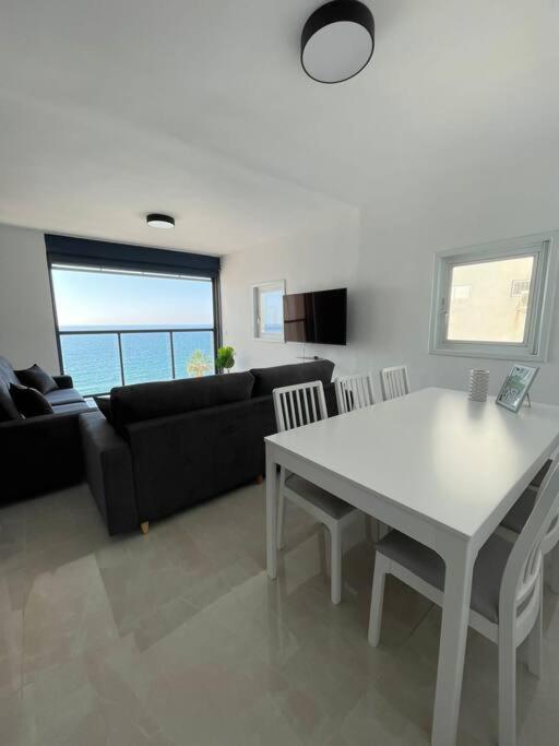 Onthesea Bat Yam Apartment Luaran gambar