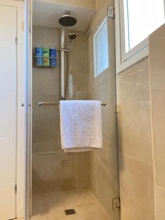 Onthesea Bat Yam Apartment Luaran gambar