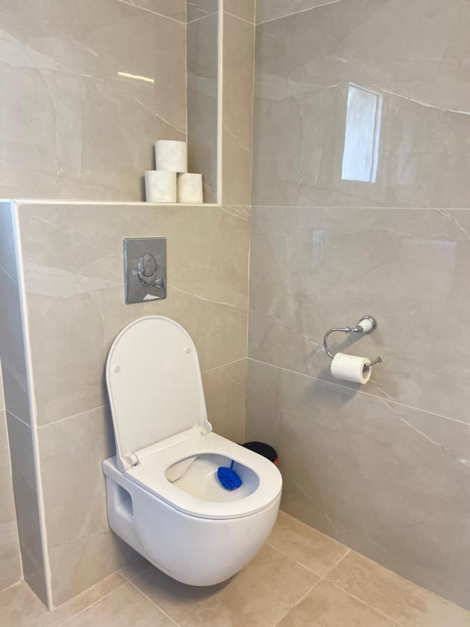 Onthesea Bat Yam Apartment Luaran gambar