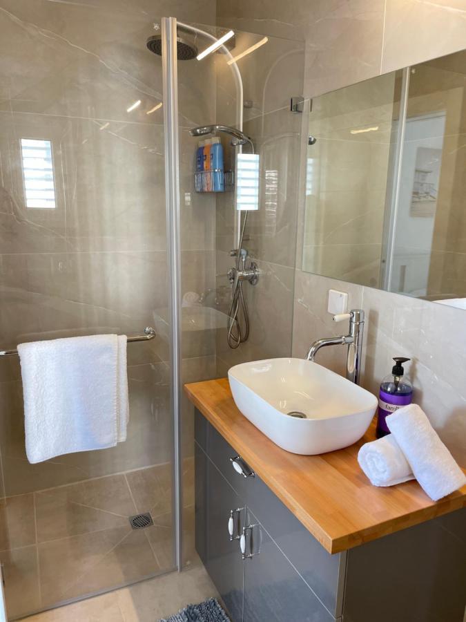 Onthesea Bat Yam Apartment Luaran gambar