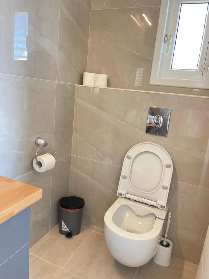 Onthesea Bat Yam Apartment Luaran gambar
