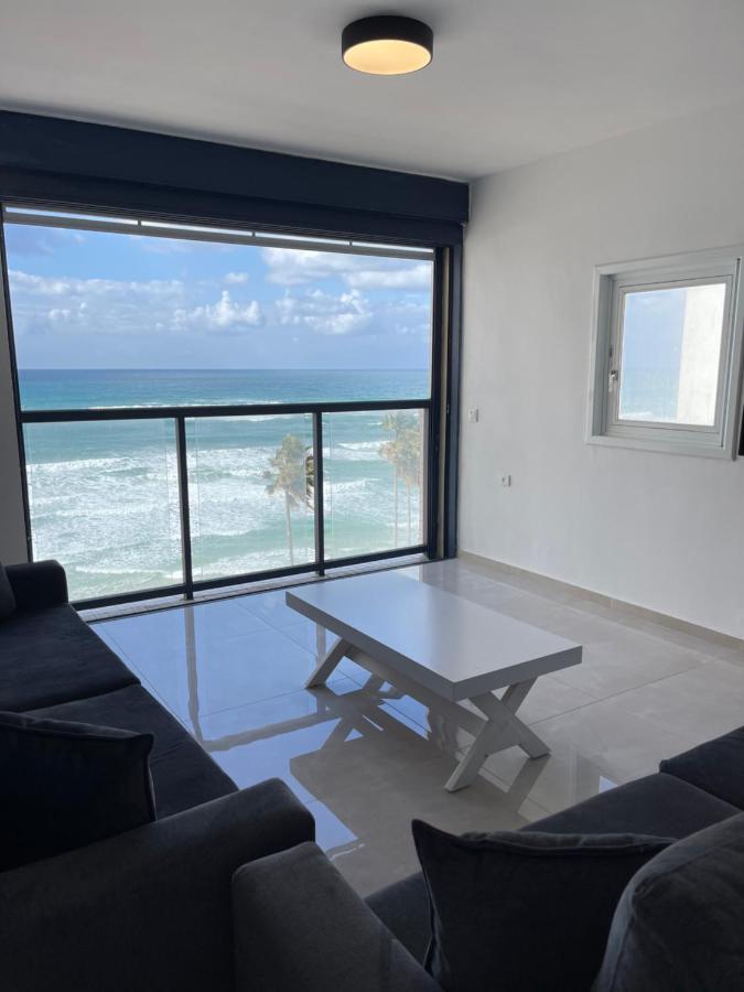 Onthesea Bat Yam Apartment Luaran gambar