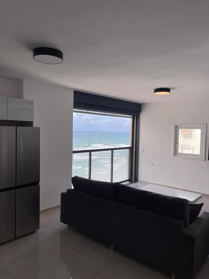 Onthesea Bat Yam Apartment Luaran gambar